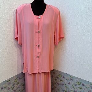 Vintage 1990’s Stillo Collection elegant pink button-up blouse/ skirt set Size L